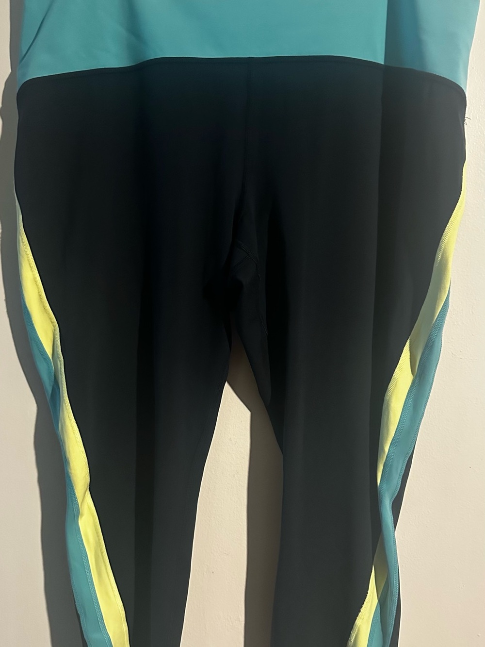 Xersion Black Teal Yellow Sporty Colorblock Leggings